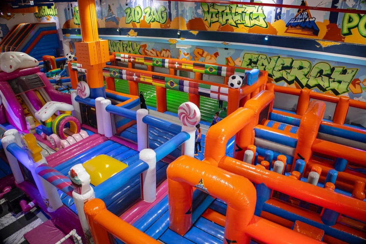 Air Maniax Yas Mall